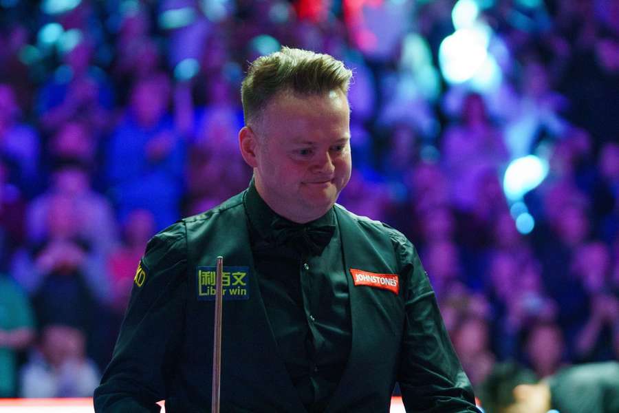 Shaun Murphy cut a dejected figure after losing to Wu Yize Shaun Murphy cut a dejected figure after losing to Wu Yize