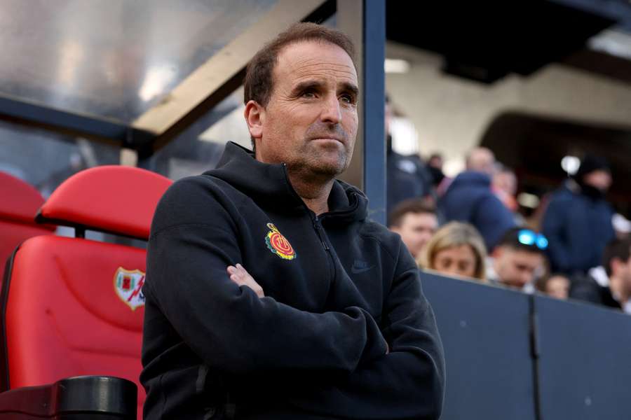 Arrasate, expectante en Vallecas