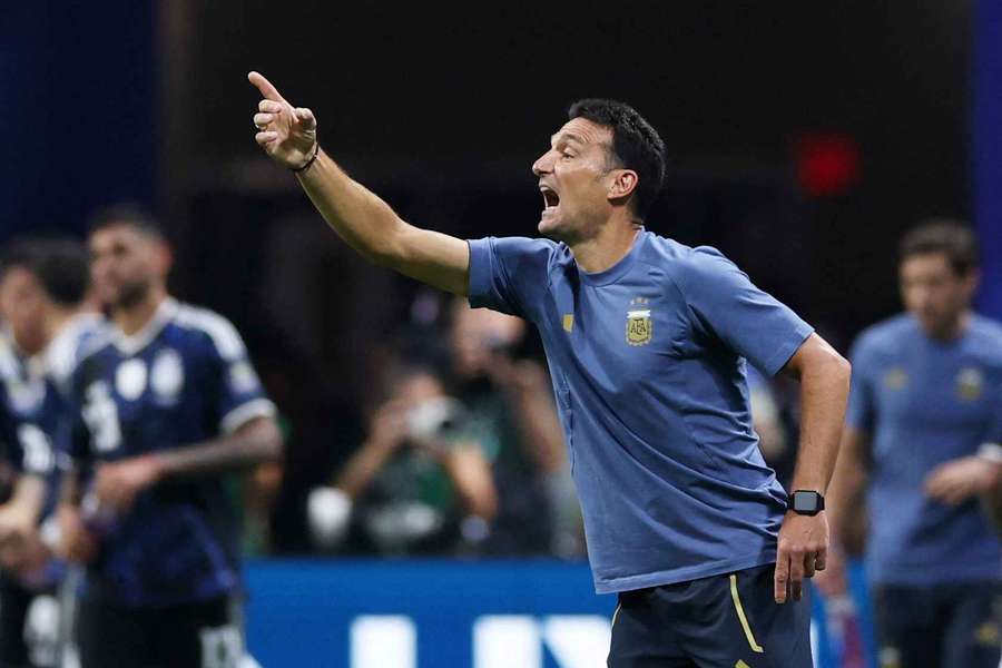 Lionel Scaloni: moja drużyna nie przestaje mnie zaskakiwać