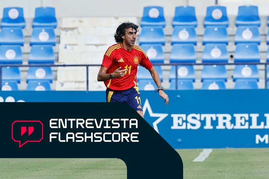 Amavisca, durante un partido con Leyendas España