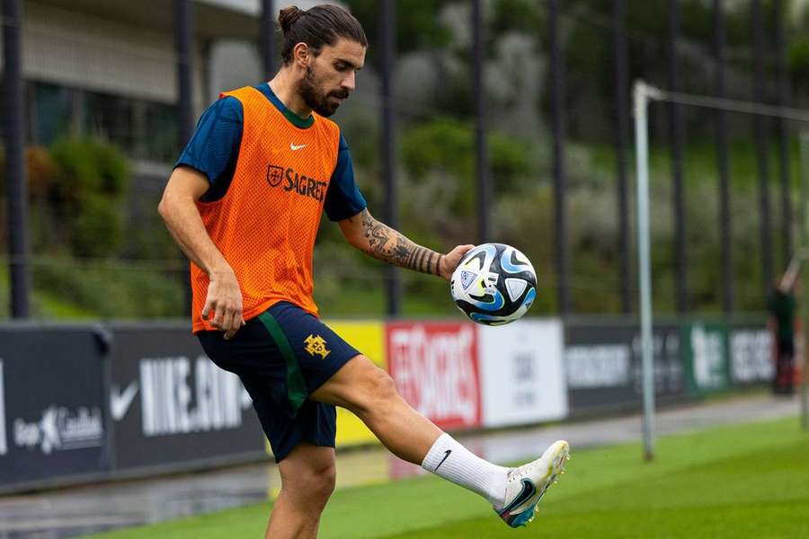 Rúben Neves trabalhou de forma condicionada