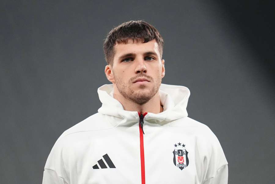 David Jurásek está perto de regressar ao Slavia de Praga