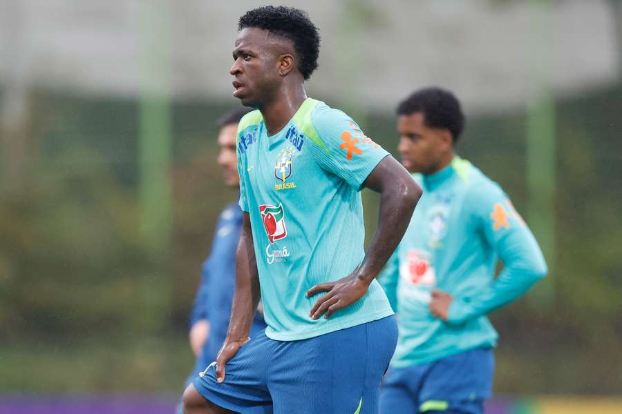 Vinícius Júnior deve atuar mais próximo do gol