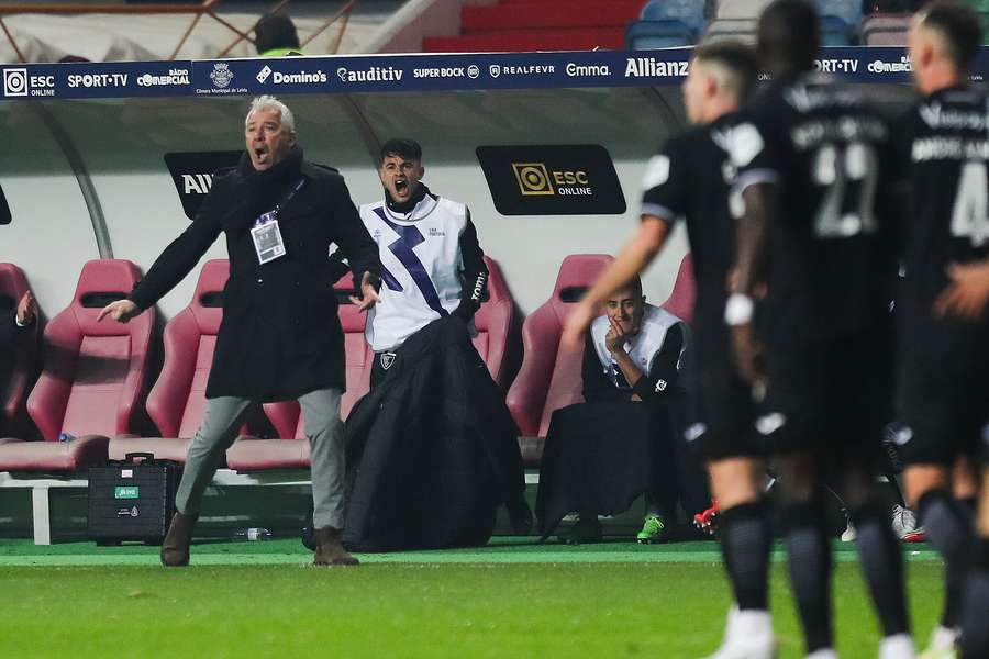 Jorge Costa considerou "fantástico" ver os adeptos do Académico em maioria em relação aos do FC Porto