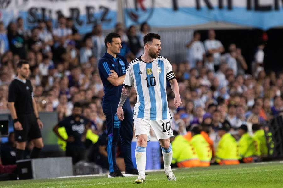Messi svojim kolegom v treťom zápase skupiny nepomôže.