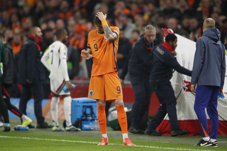 Wout Weghorst kunne kort efter afbrydelsen sparke Holland i front.