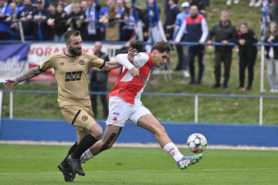 Slavia porazila třetiligové Benátky 4:1.