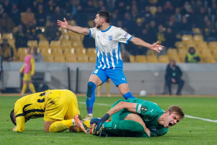 Pavlo Isenko, accidentat în meciul cu AEK