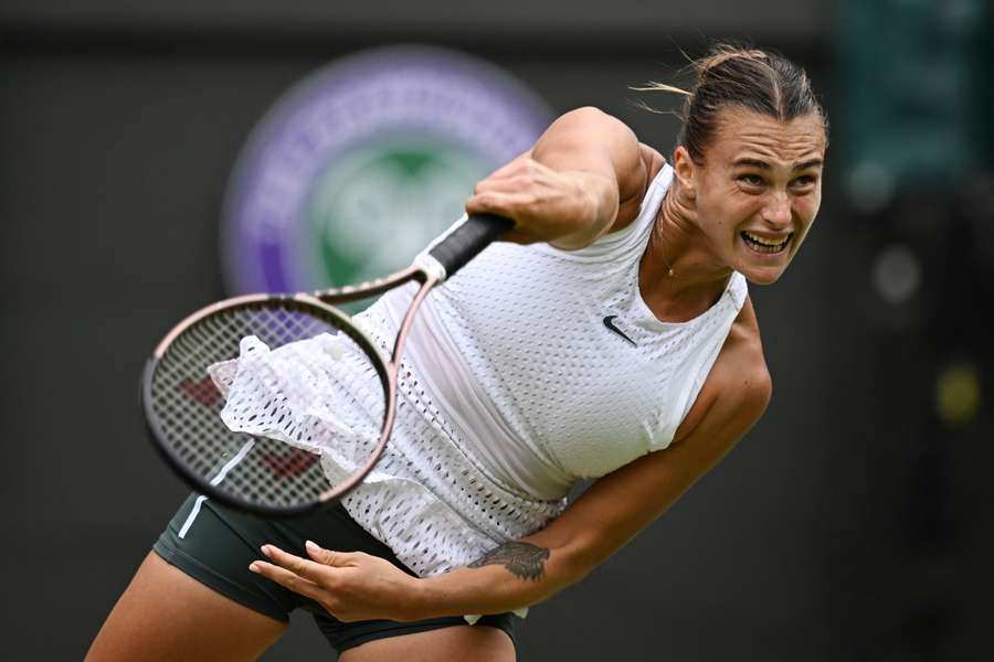 Aryna Sabalenka w akcji podczas meczu z Aleksandrową 