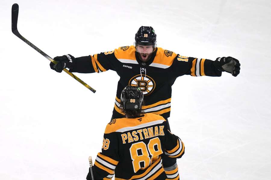 David Pastrňák a Pavel Zacha řídili výhru Bostonu. 