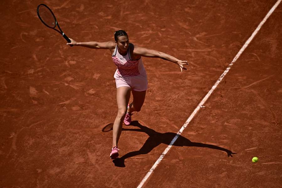 A bielorrussa segue impecável no Aberto da França