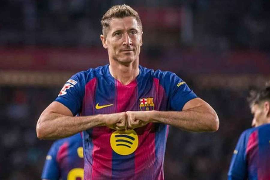 Polski napastnik Robert Lewandowski może opuścić Barcelonę po sezonie