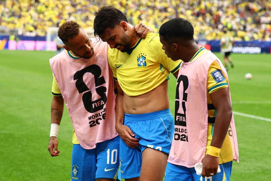 Paquetá pode virar dúvida para duelo das oitavas