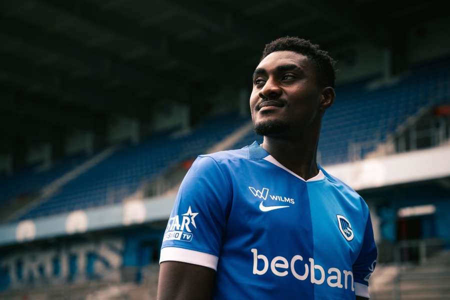 Genk z bývalé opory Plzně udělal nejdražší posilu v historii klubu. Genk z bývalé opory Plzně udělal nejdražší posilu v historii klubu.