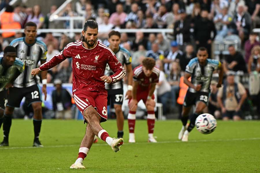 Dominik Szoboszlai v nastavení rozhodl o remíze Liverpoolu v Newcastlu 2:2. Dominik Szoboszlai v nastavení rozhodl o remíze Liverpoolu v Newcastlu 2:2.