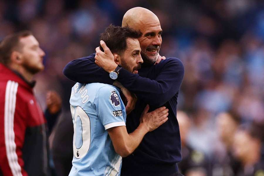 City reentra na luta pelo título