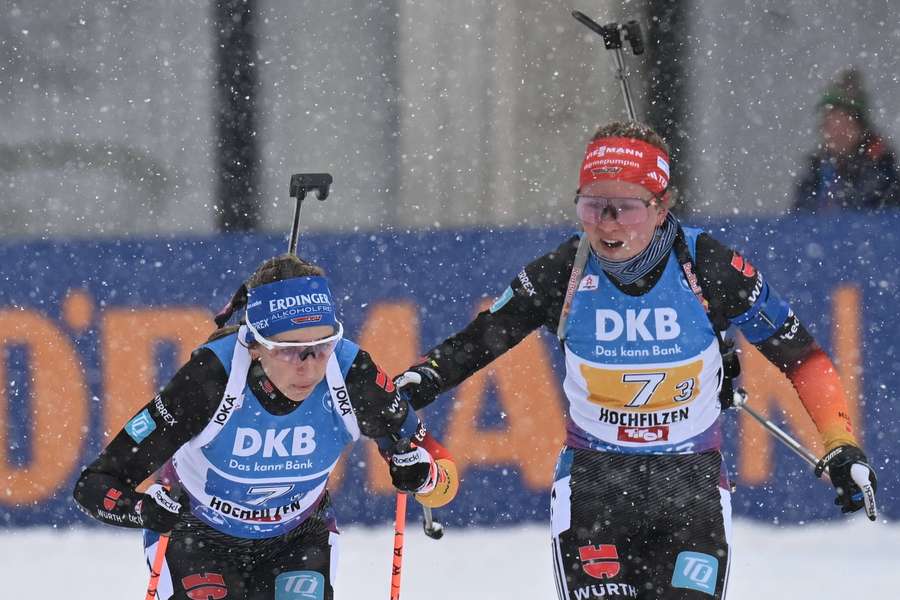 Preuss (l.) und Grotian machen die deutschen Biathlon-Fans froh