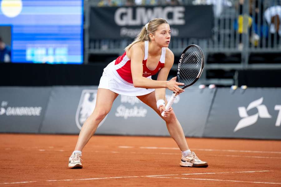 Kolejny znakomity mecz Chwalińskiej i jest w półfinale. Rywalka z TOP 100 wygrała tylko gema