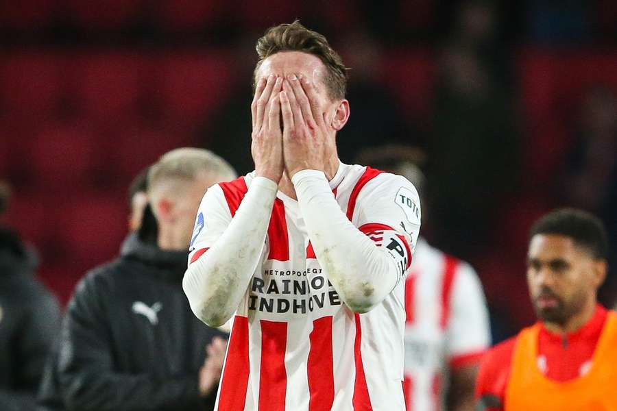 PSV-aanvoerder De Jong geeft Sparta compliment en is kritisch op eigen ploeg