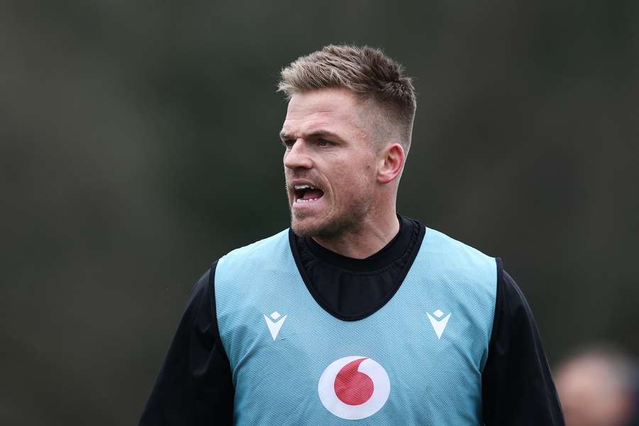 Gareth Anscombe will wear the No 10 jersey for Wales in Cardiff this weekend