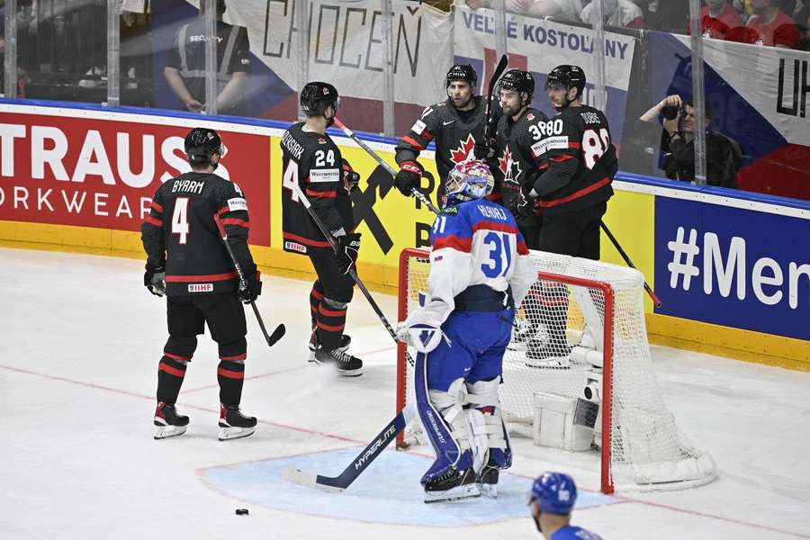 Kanada porazila Slovensko 6:3. 
