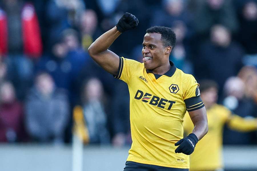 Arias já disputou 23 jogos pelo Wolverhampton e fez dois gols