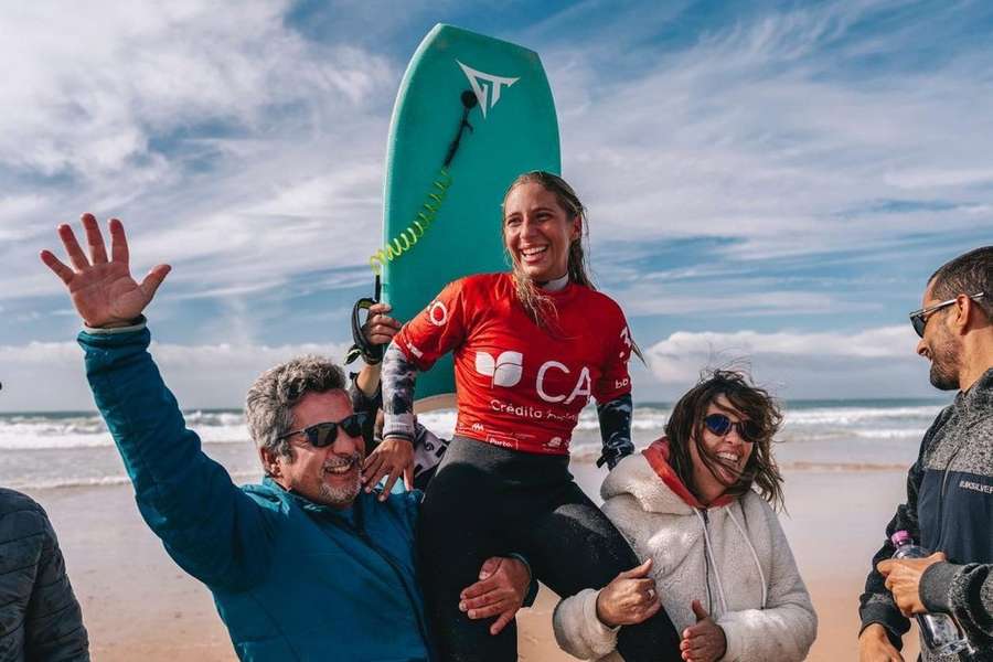 A portuguesa Filipa Broeiro garantiu o triunfo no Circuito Europeu de Bodyboard