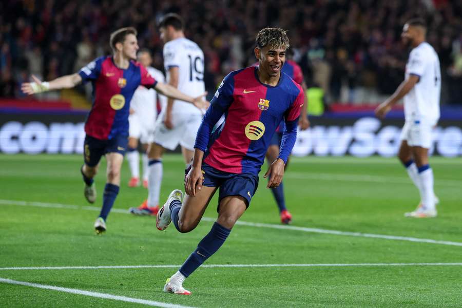 Lamine Yamal și Barcelona s-au calificat direct în optimile de finală