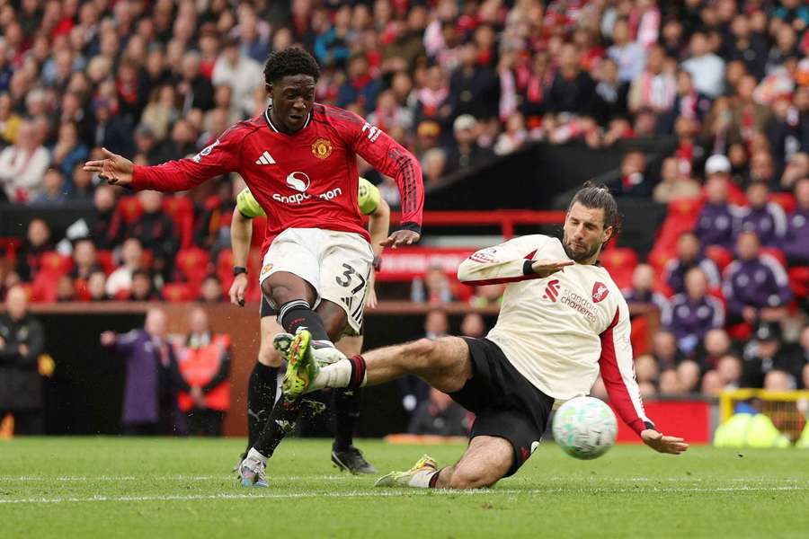 "You want to die for him on the pitch" - Mainoo endorses Carrick for Man Utd job