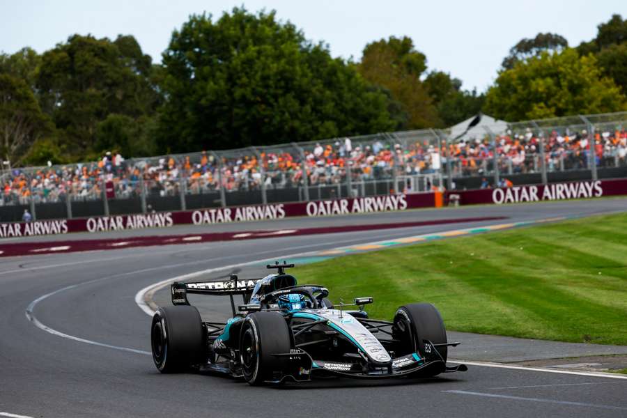 George Russell sur le circuit de Melbourne ce dimanche.