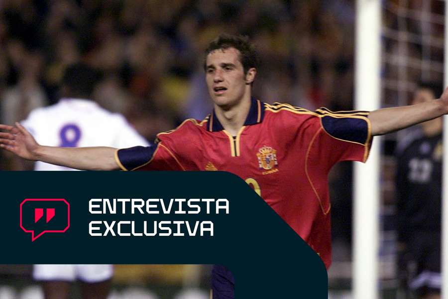Iván Helguera, con España, en 2001