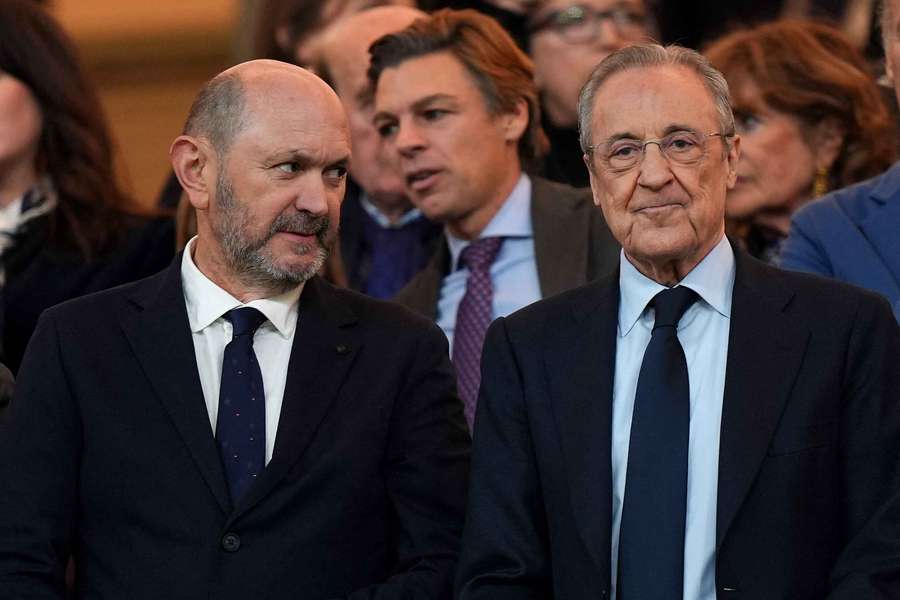 Rafael Louzán (I) y Florentino Pérez (D)