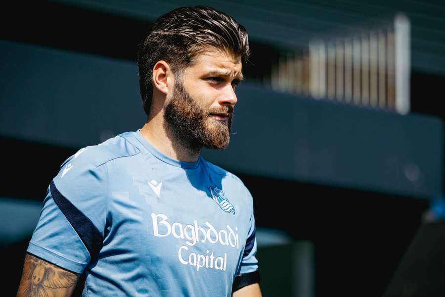 Caleta-Car no seguirá defendiendo la elástica de la Real Sociedad