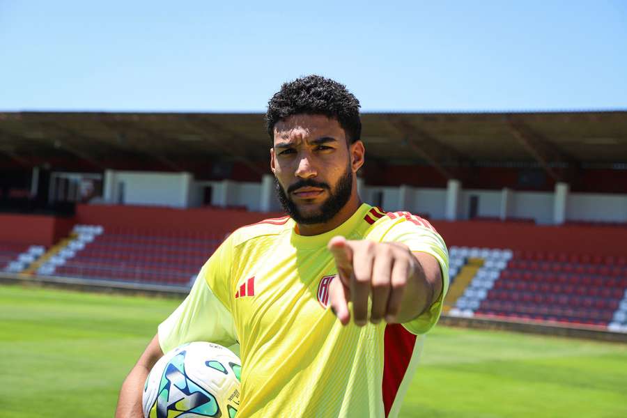 Estevão assinou pelo AFS até 2029 Estevão assinou pelo AFS até 2029