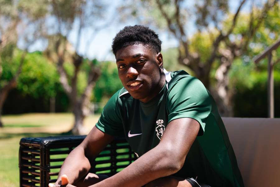 Issa Doumbia satisfeito com adaptação ao Sporting Issa Doumbia satisfeito com adaptação ao Sporting