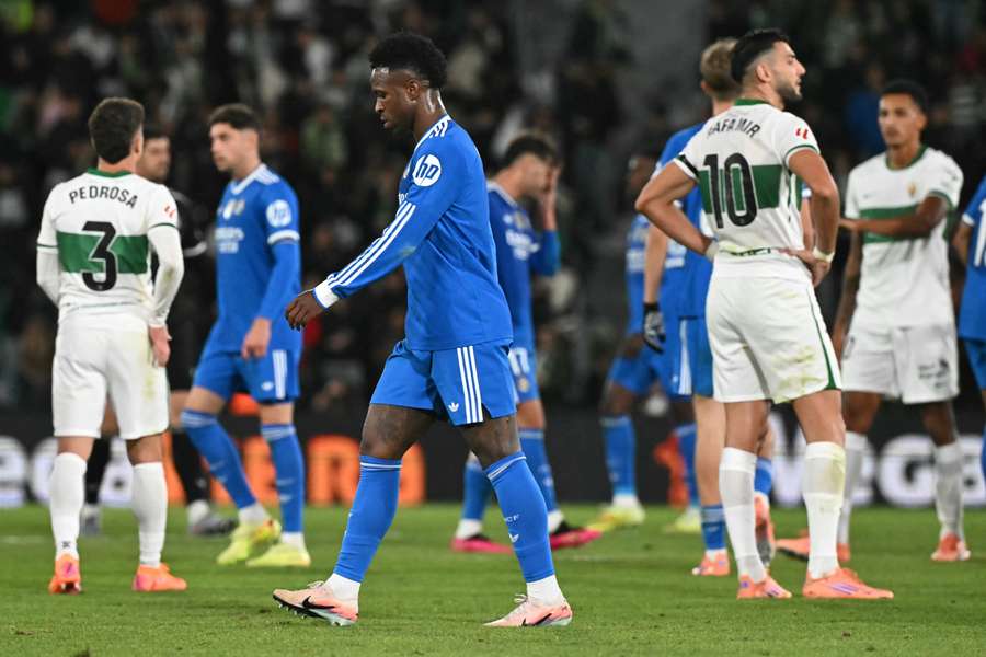 Vincius Junior leaves the pitch