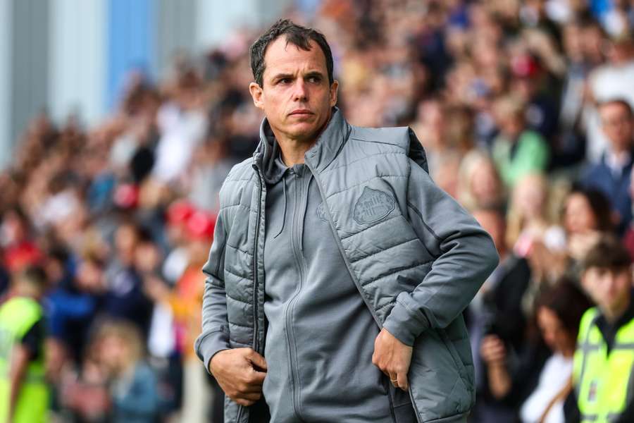 Sunderland boss Le Bris relishing Premier League return Sunderland boss Le Bris relishing Premier League return