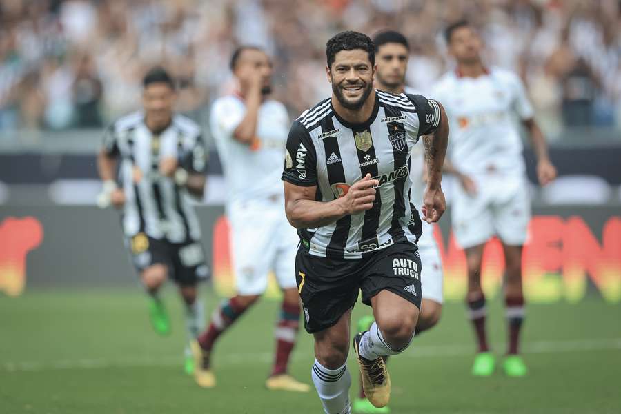 Carrasco, Hulk marcou mais dois em cima do Fluminense