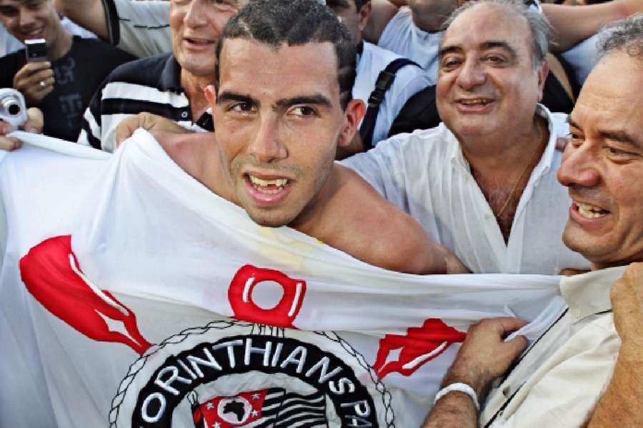 Tévez, ídolo da torcida do Corinthians