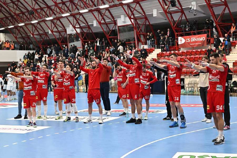 CS Dinamo a câștigat un nou titlu de campioană la handbal masculin