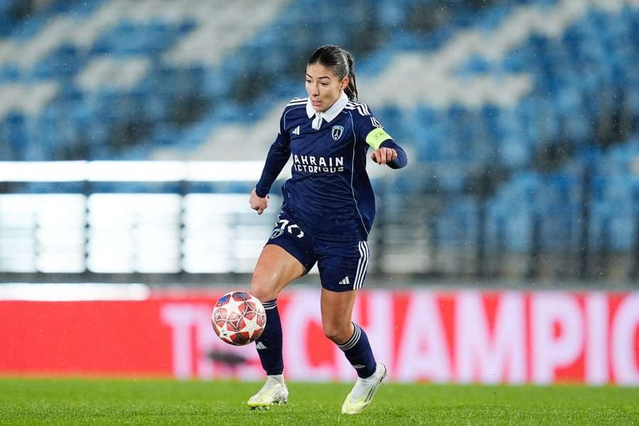 Clara Mateo et Thiniba Samoura titulaires avec les Bleues face à l'Irlande Clara Mateo et Thiniba Samoura titulaires avec les Bleues face à l'Irlande