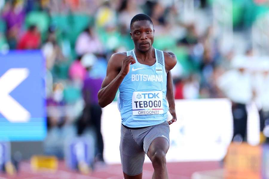 Kun to afrikanere, liberiske Joseph Fahnbulleh og sydafrikanske Luxolo Adams, er bedre placeret på verdensranglisten på 200 meter end Letsile Tebogo.