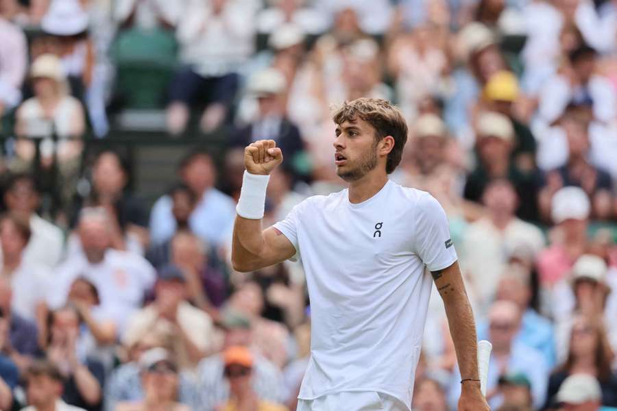 Flavio Cobolli a qualifié l'Italie lors du 2e match
