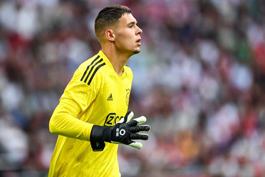 Ajax verlengt contract keeper Gorter en verhuurt hem aan Aberdeen