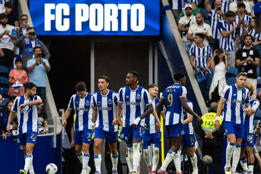 FC Porto arranca Liga Europa frente ao Salzburgo