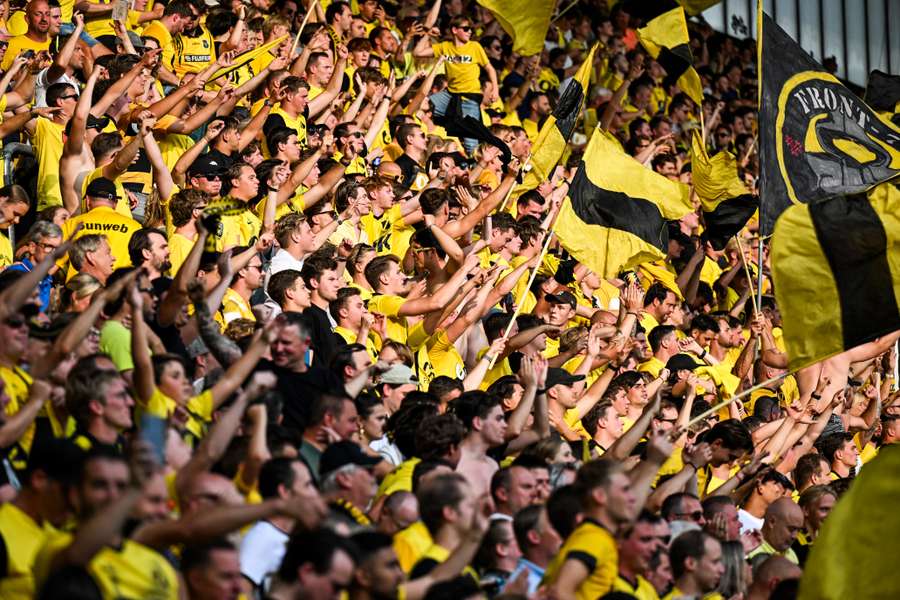 NAC Breda kreeg door misdragingen van de fans al flink wat boetes en straffen aan de broek