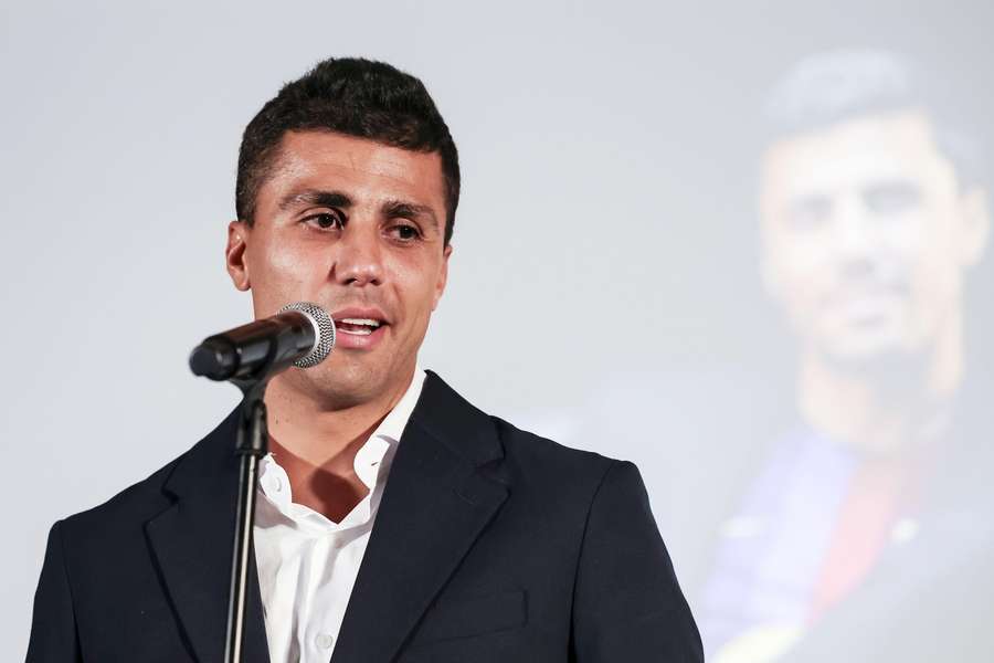 Rodri pożegnał się z kibicami Manchesteru City. "Moje serce zawsze będzie niebieskie|" Rodri pożegnał się z kibicami Manchesteru City. "Moje serce zawsze będzie niebieskie|"