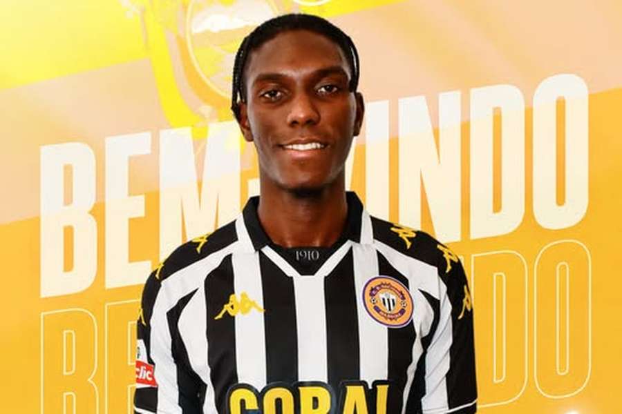 Allen Obando assina pelo Nacional Allen Obando assina pelo Nacional