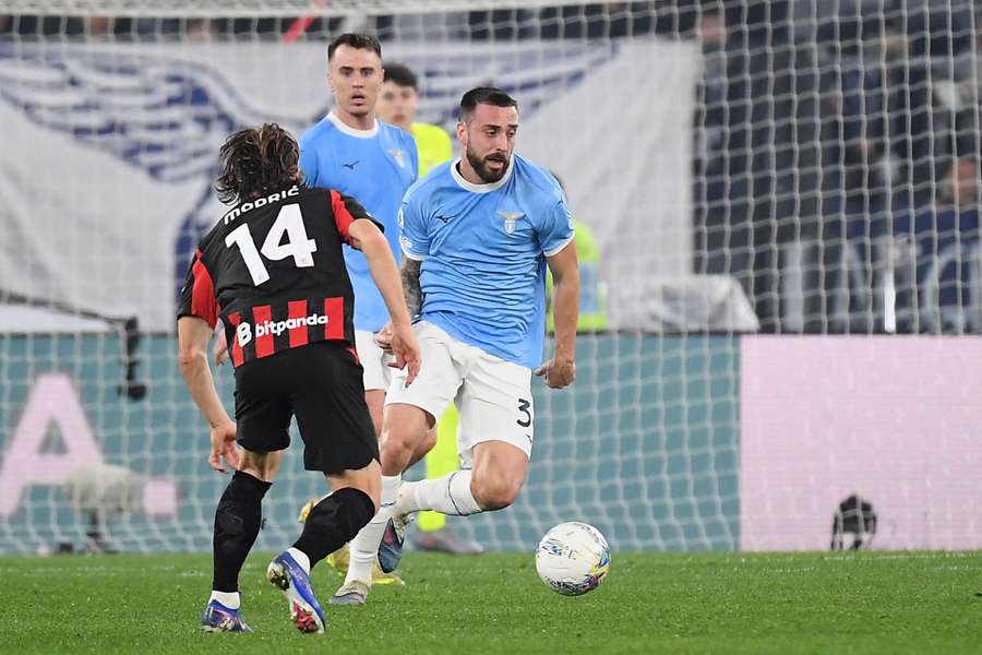 Gila in azione contro Modric Gila in azione contro Modric