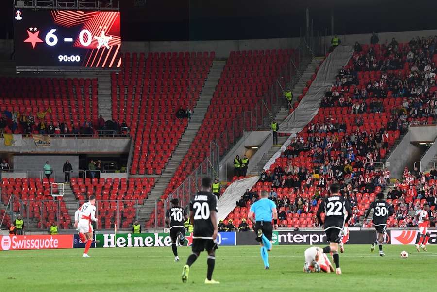 Slavia výsledkem 6:0 vyrovnala rekord Evropské ligy.